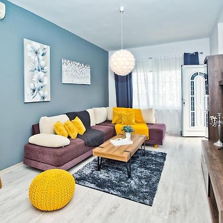 Apartman Tino With Two Sunny Terace Hvar Town Buitenkant foto