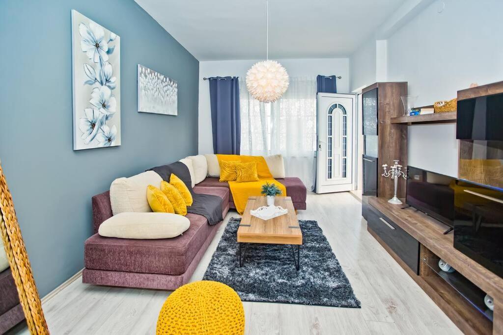 Apartman Tino With Two Sunny Terace Hvar Town Buitenkant foto