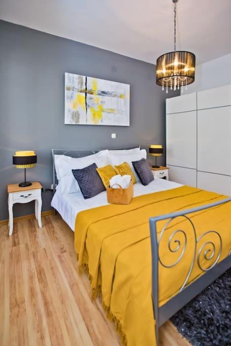 Apartman Tino With Two Sunny Terace Hvar Town Buitenkant foto